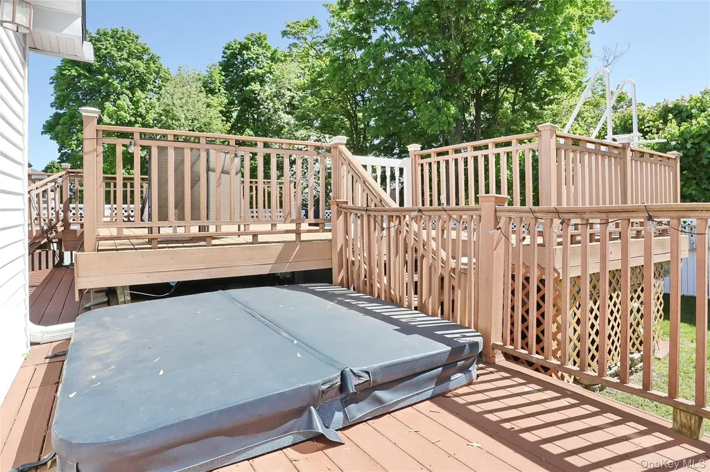 8 Wenzel Lane Stony Point NY 10980