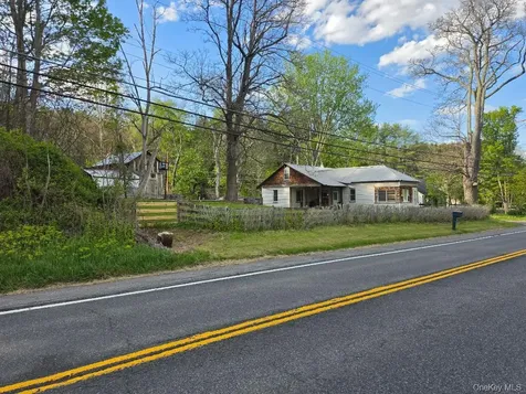 1 Jackson Drive Ellenville NY 12428