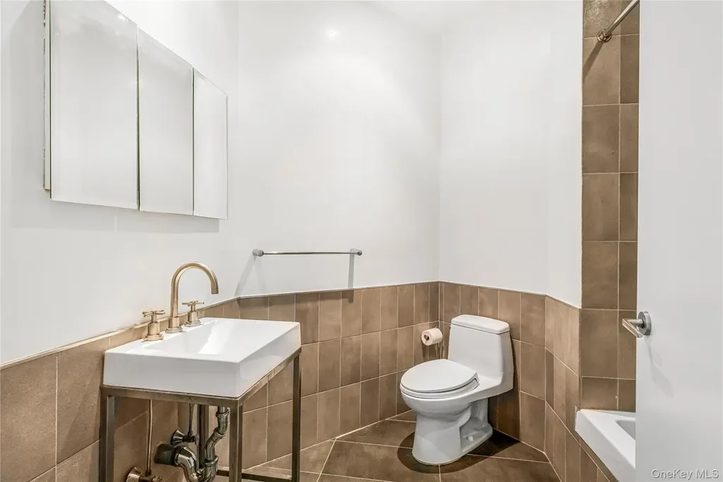 55 Berry Street Brooklyn NY 11249