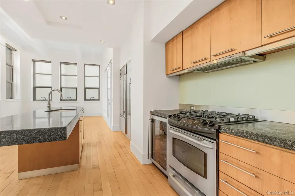 55 Berry Street Brooklyn NY 11249