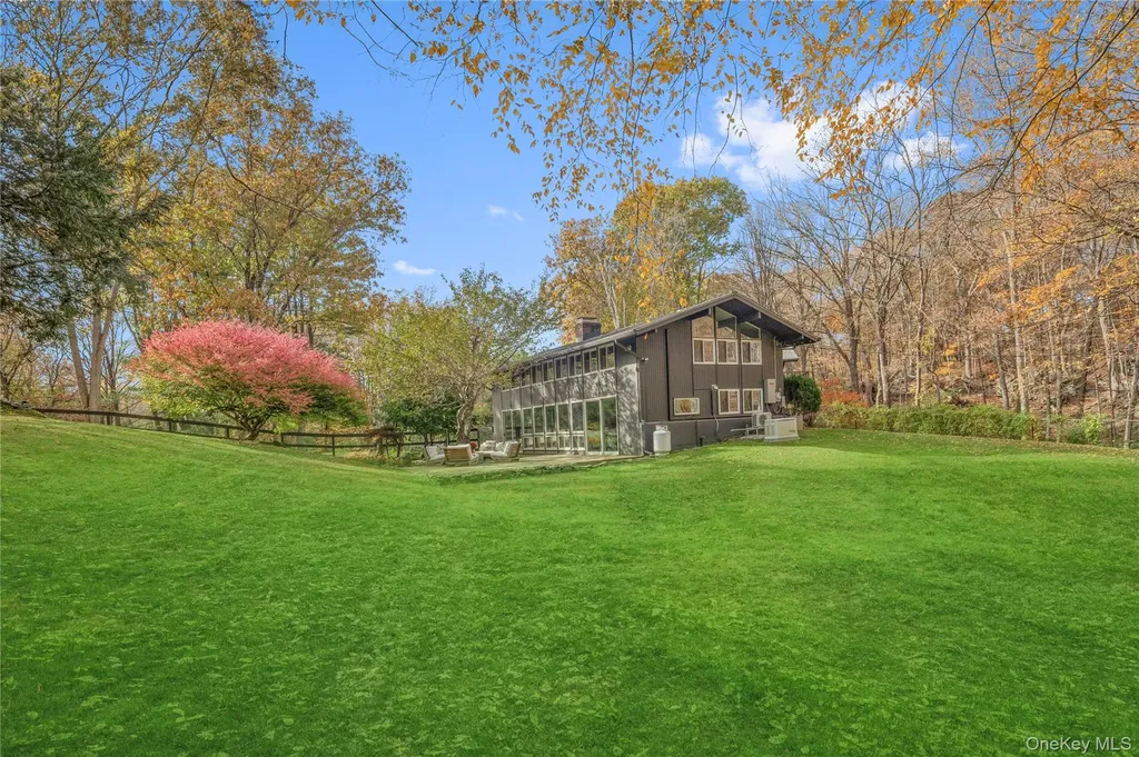5 S Bedford Road Pound Ridge NY 10576