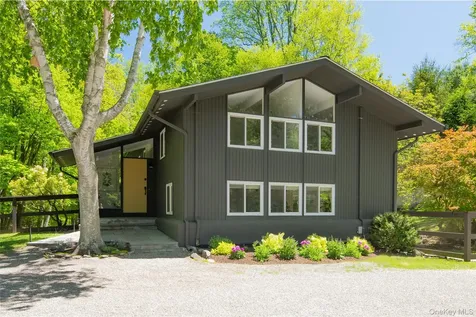 5 S Bedford Road Pound Ridge NY 10576
