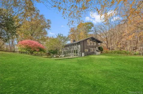 5 S Bedford Road Pound Ridge NY 10576