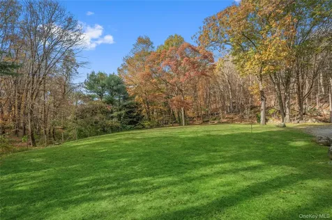 5 S Bedford Road Pound Ridge NY 10576