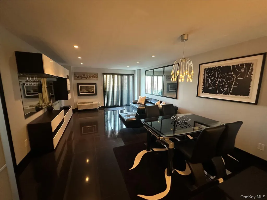360 Shore Road Long Beach NY 11561