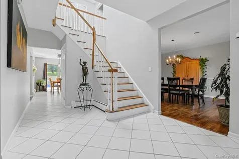 22 Peach Street Nanuet NY 10954