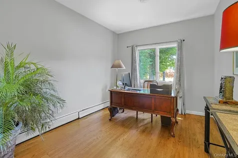 22 Peach Street Nanuet NY 10954