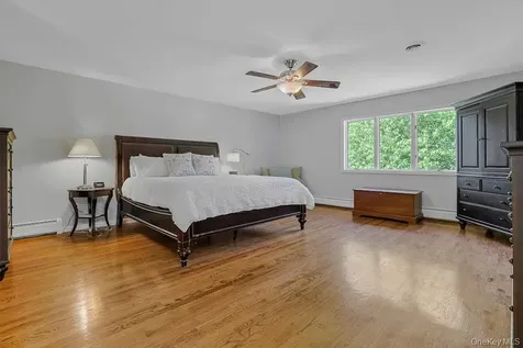 22 Peach Street Nanuet NY 10954