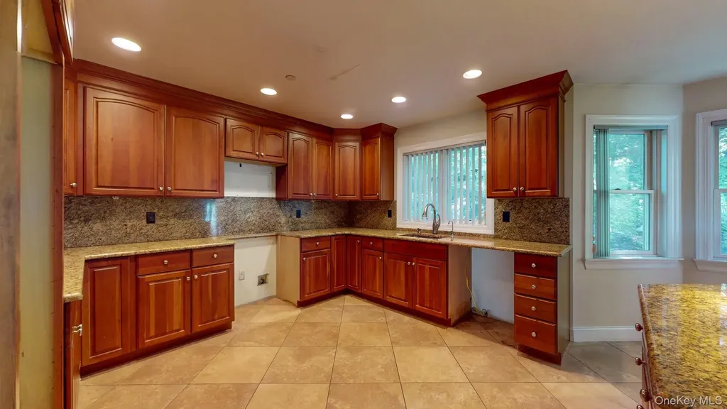 34 Glenwood Road Harrison NY 10528