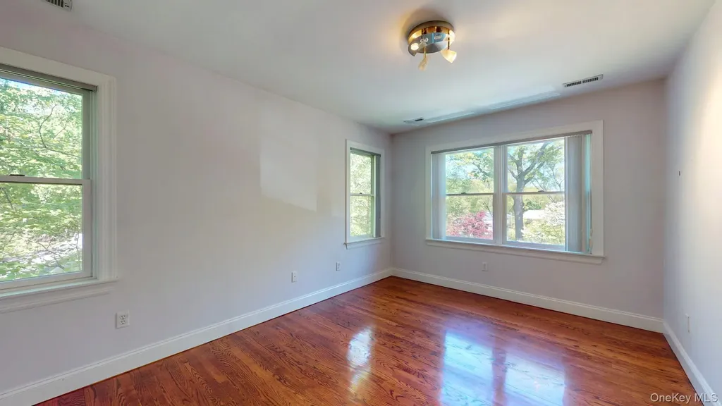 34 Glenwood Road Harrison NY 10528