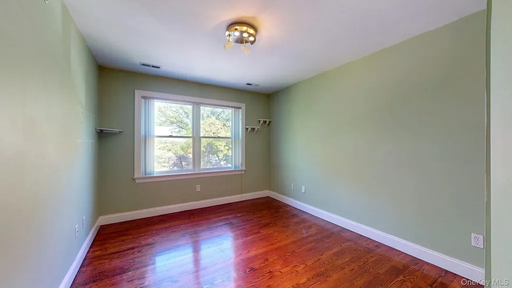 34 Glenwood Road Harrison NY 10528