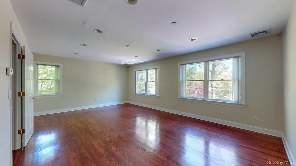 34 Glenwood Road Harrison NY 10528