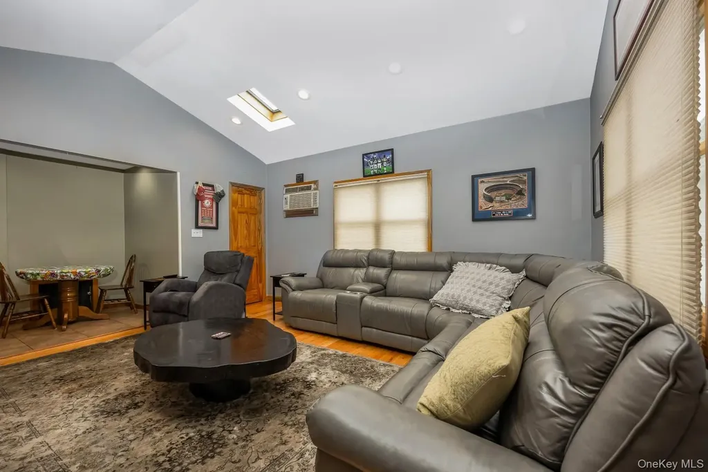 88-68 Commonwealth Boulevard Bellerose NY 11426