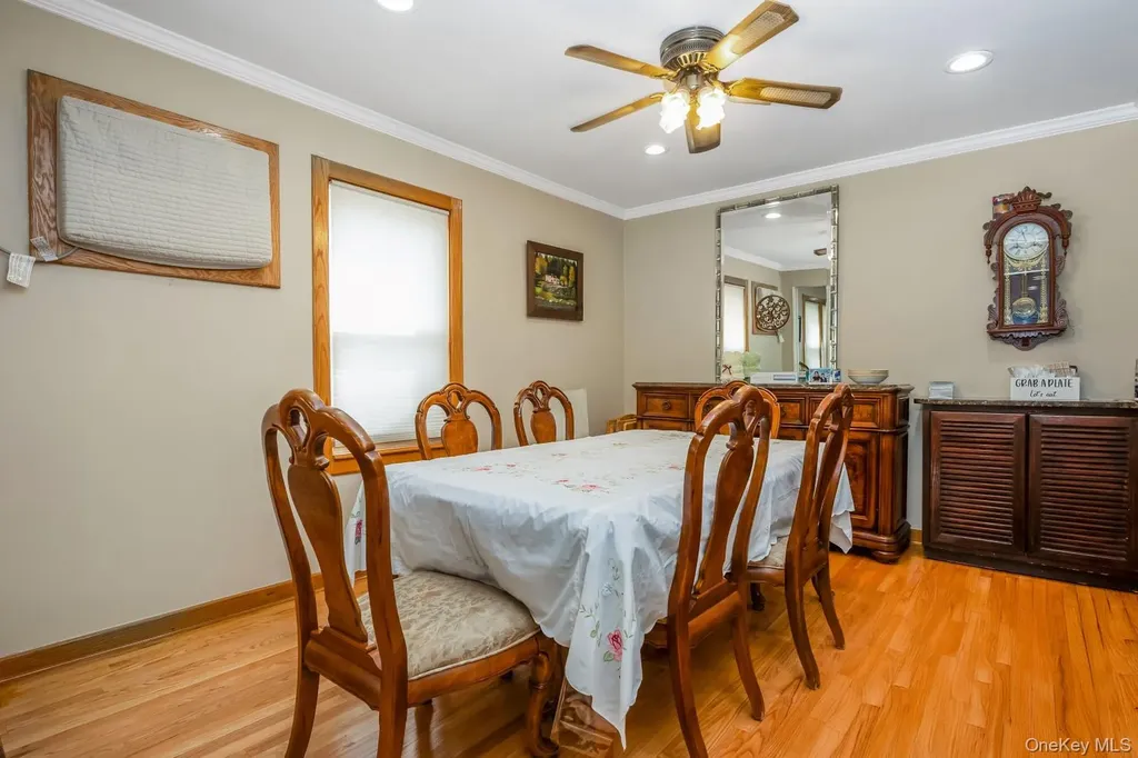 88-68 Commonwealth Boulevard Bellerose NY 11426