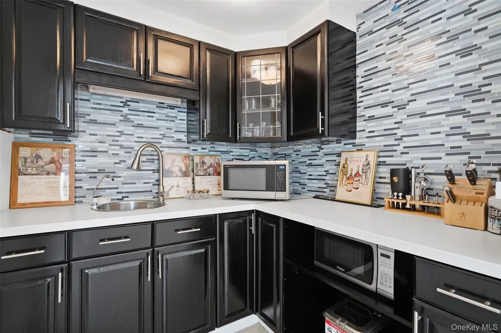 19 Skyview Drive Armonk NY 10504
