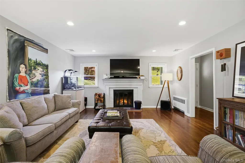 19 Skyview Drive Armonk NY 10504