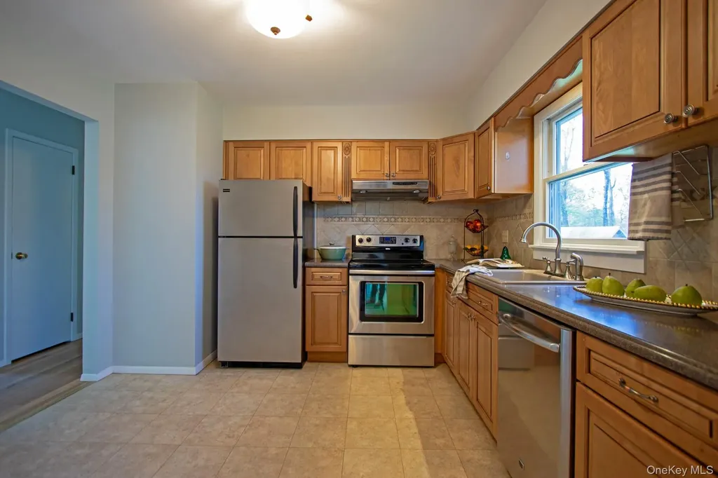 929 Centre Road Rhinebeck NY 12580