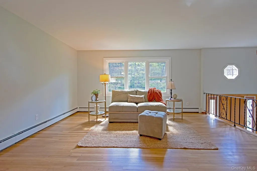 929 Centre Road Rhinebeck NY 12580