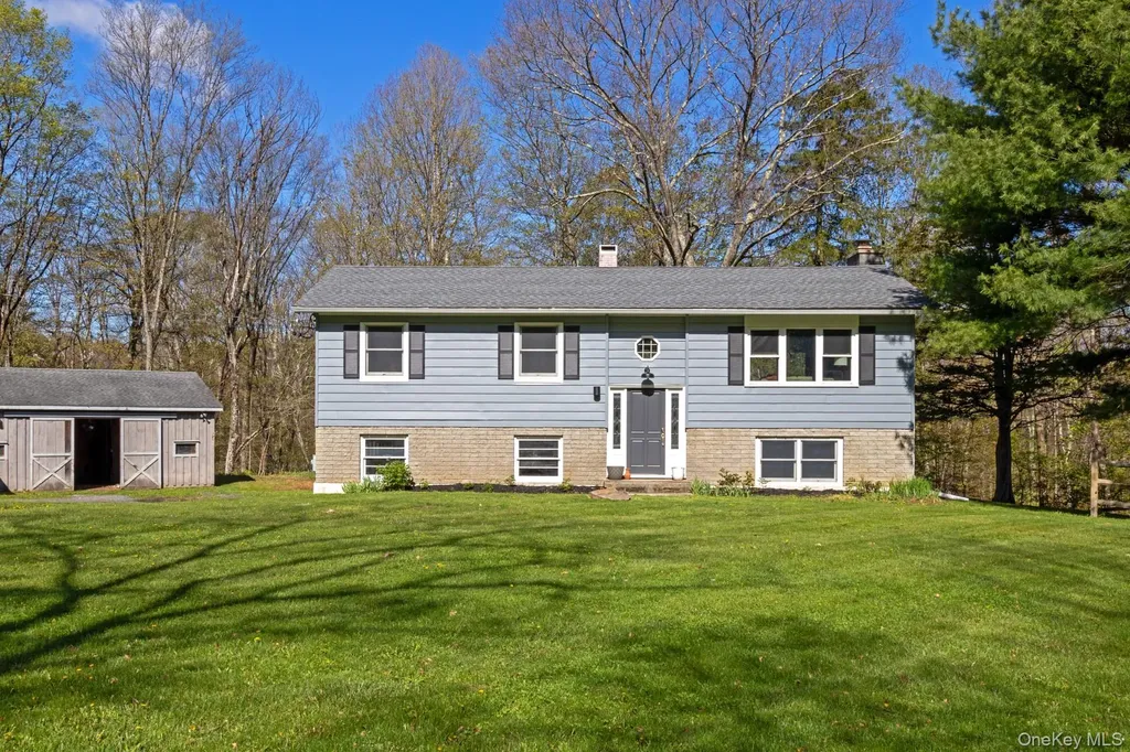 929 Centre Road Rhinebeck NY 12580