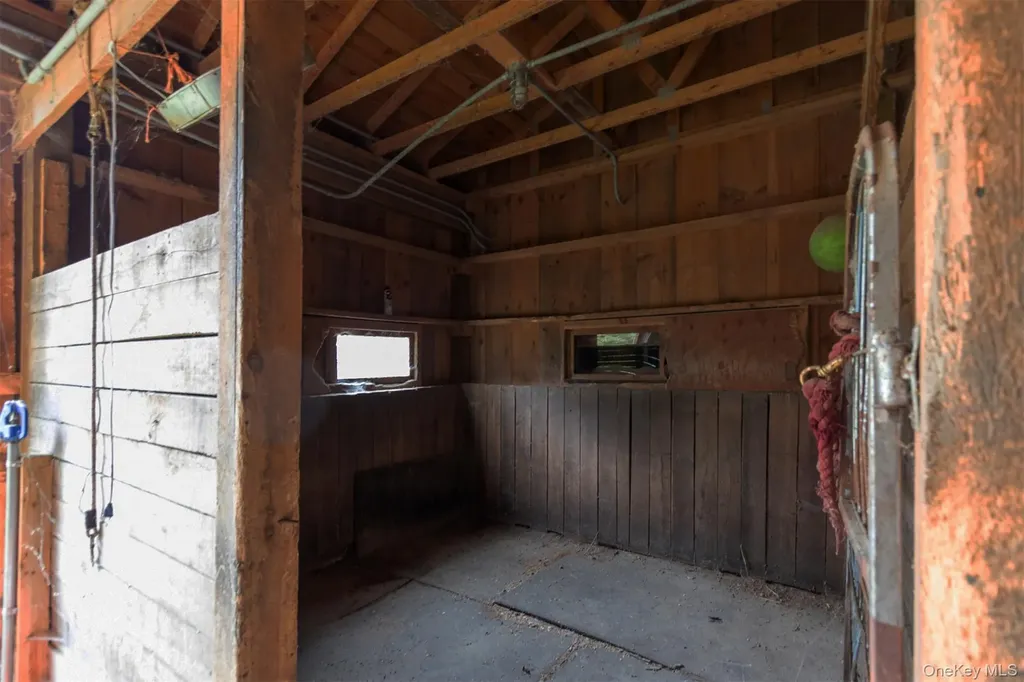 929 Centre Road Rhinebeck NY 12580