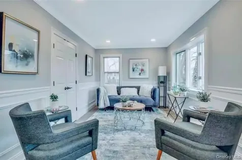 498 Farmers Avenue Bellmore NY 11710