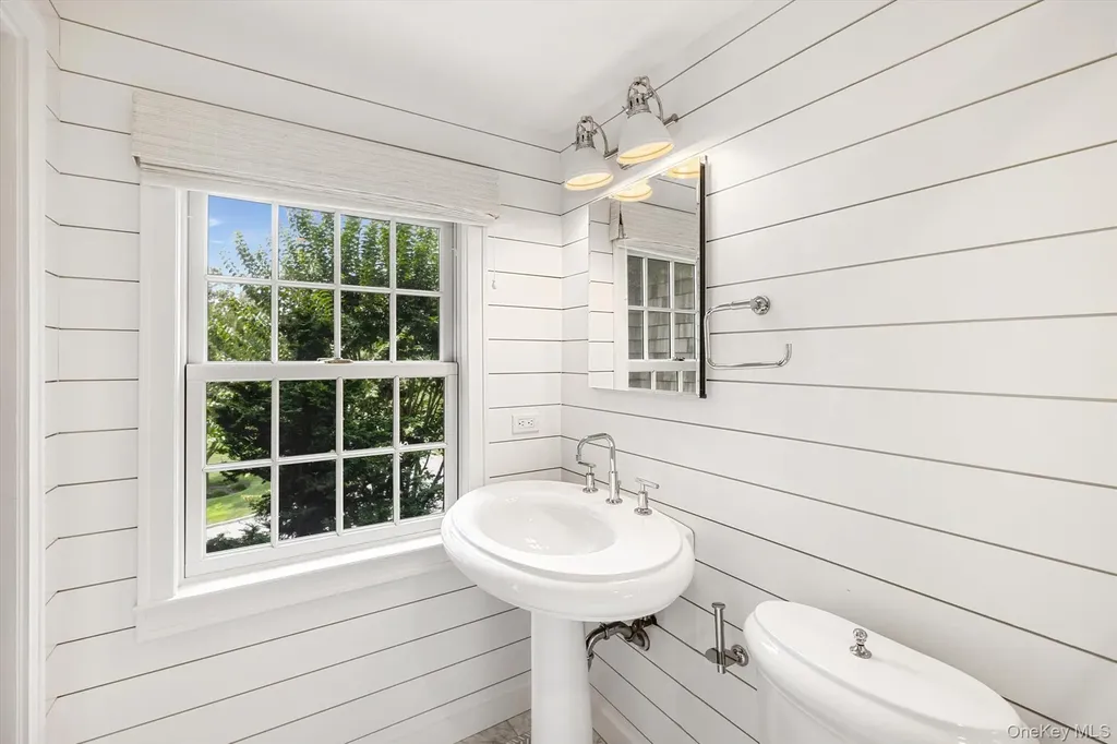 92 Beach Lane Westhampton Beach NY 11978
