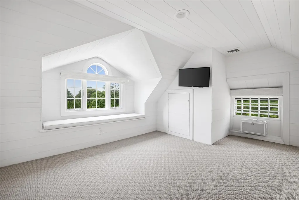 92 Beach Lane Westhampton Beach NY 11978