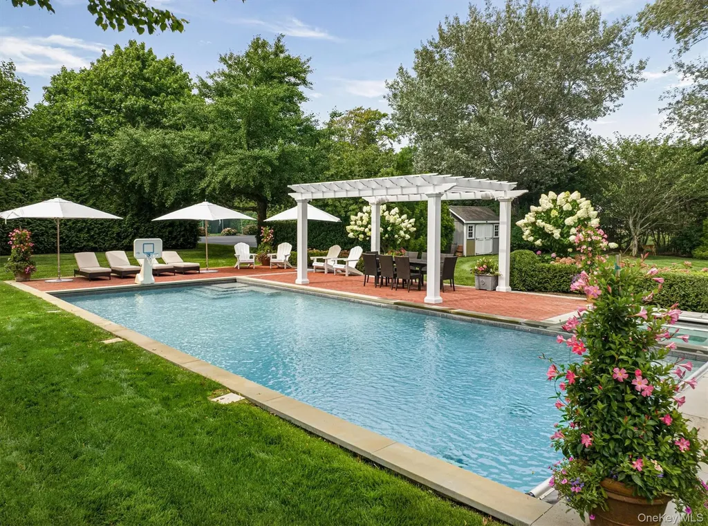92 Beach Lane Westhampton Beach NY 11978