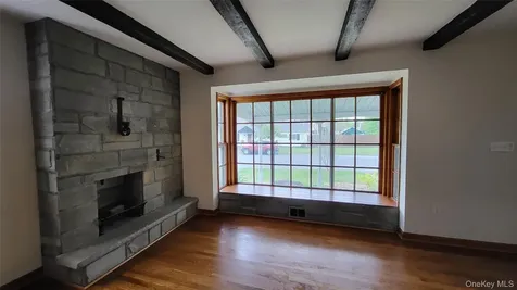 156 Doris Street Port Ewen NY 12466