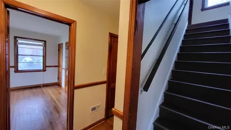 156 Doris Street Port Ewen NY 12466