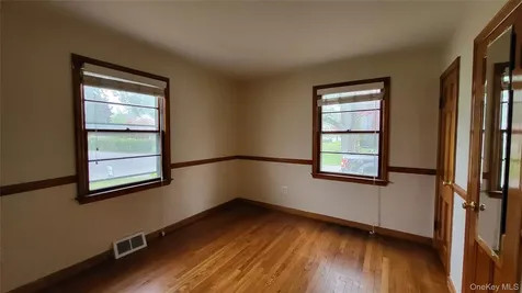 156 Doris Street Port Ewen NY 12466