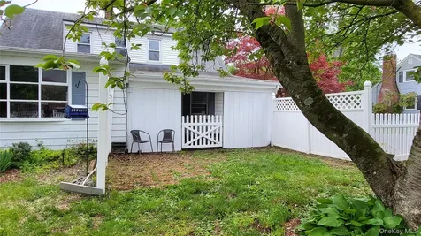 156 Doris Street Port Ewen NY 12466