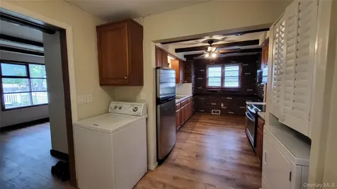 156 Doris Street Port Ewen NY 12466