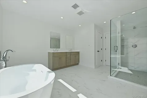 72 Cypress Lane Westbury NY 11590