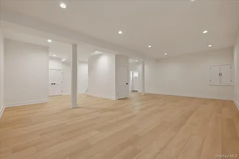 72 Cypress Lane Westbury NY 11590