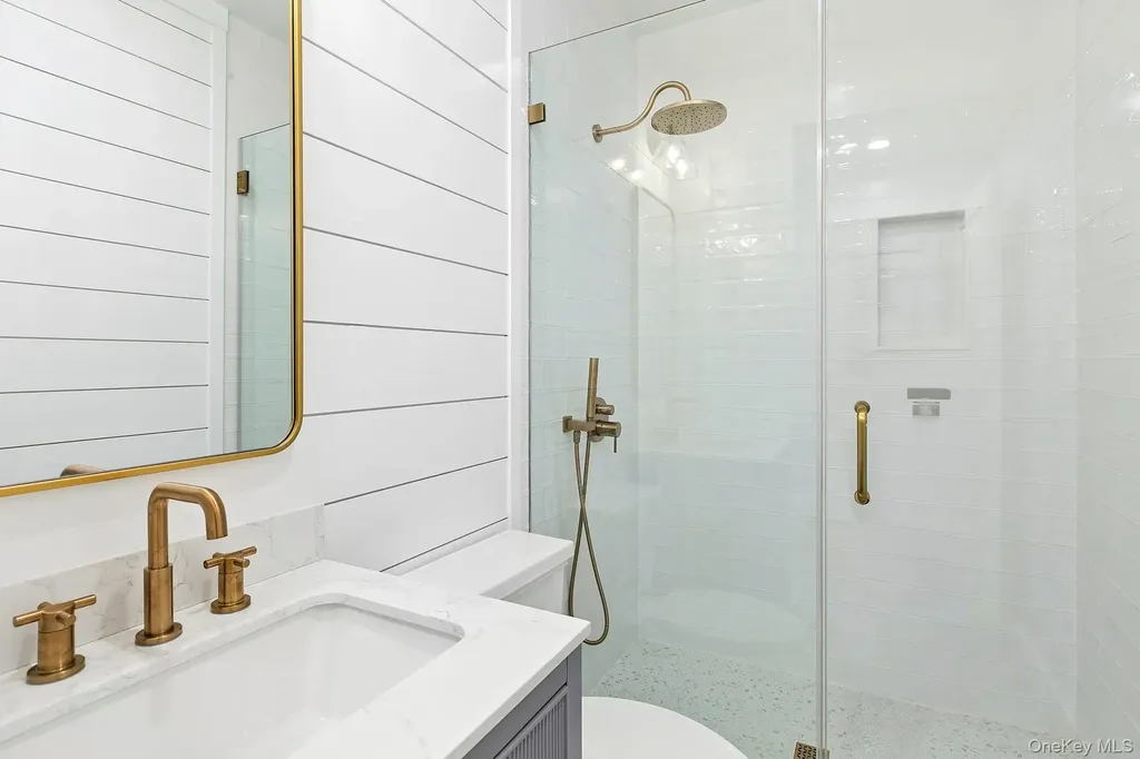 14 Ridge Road Southampton NY 11968