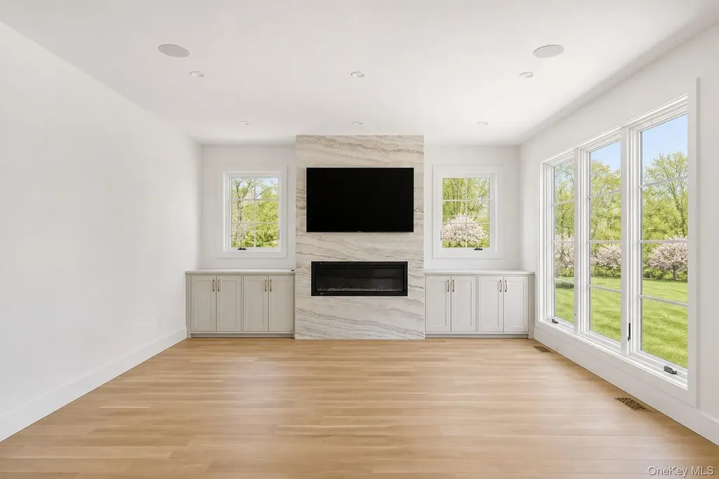 14 Ridge Road Southampton NY 11968