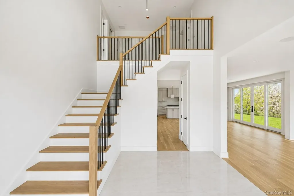 14 Ridge Road Southampton NY 11968