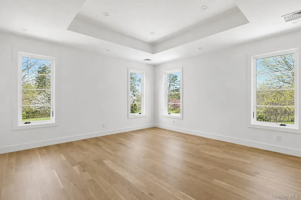 14 Ridge Road Southampton NY 11968