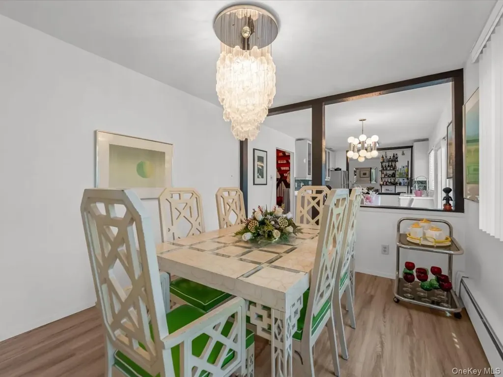 21 Halston Lane Coram NY 11727