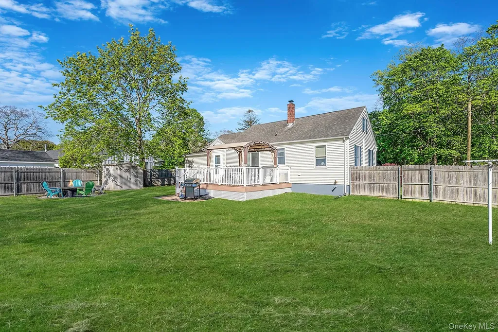 66 Hedges Road East Patchogue NY 11772