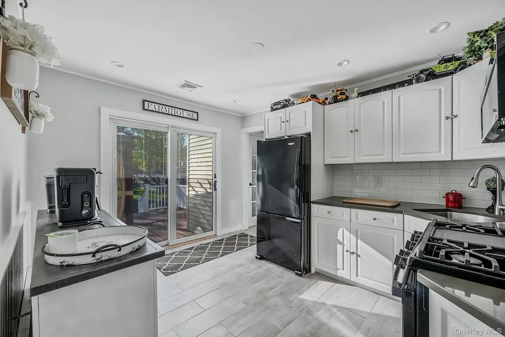 66 Hedges Road East Patchogue NY 11772