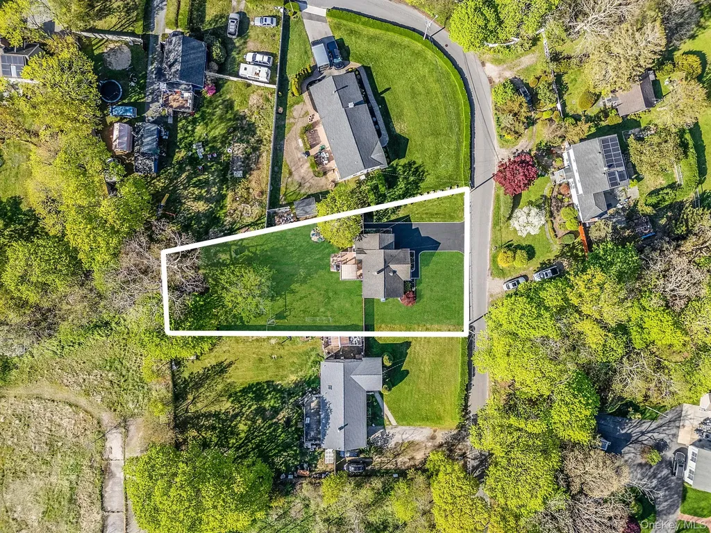 66 Hedges Road East Patchogue NY 11772