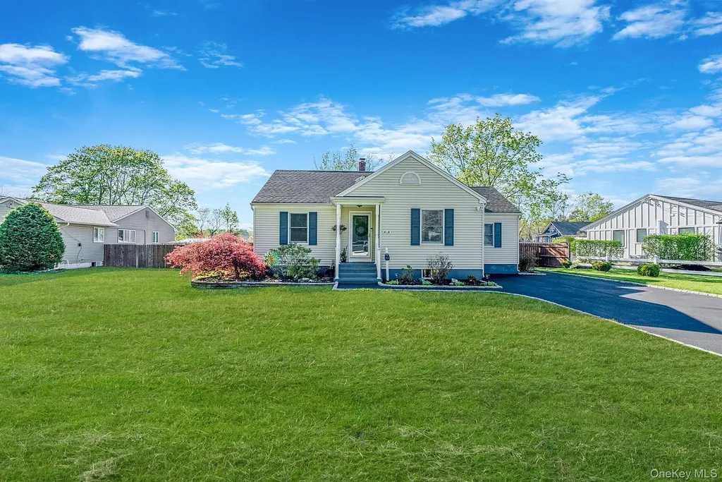 66 Hedges Road East Patchogue NY 11772