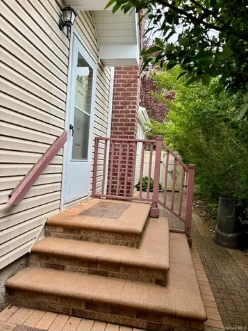 28 Rocco Drive East Northport NY 11731