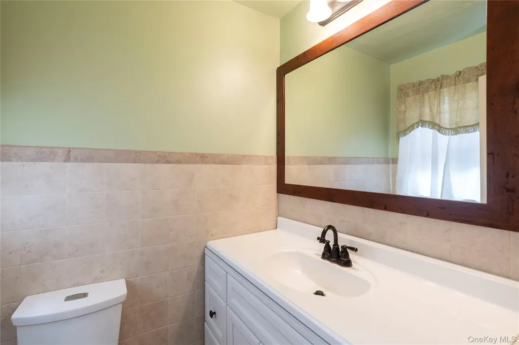 323 Freetown Highway Wallkill NY 12589