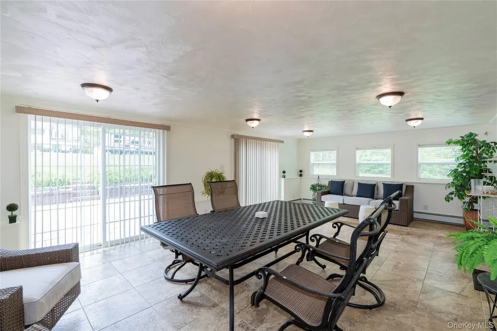 323 Freetown Highway Wallkill NY 12589