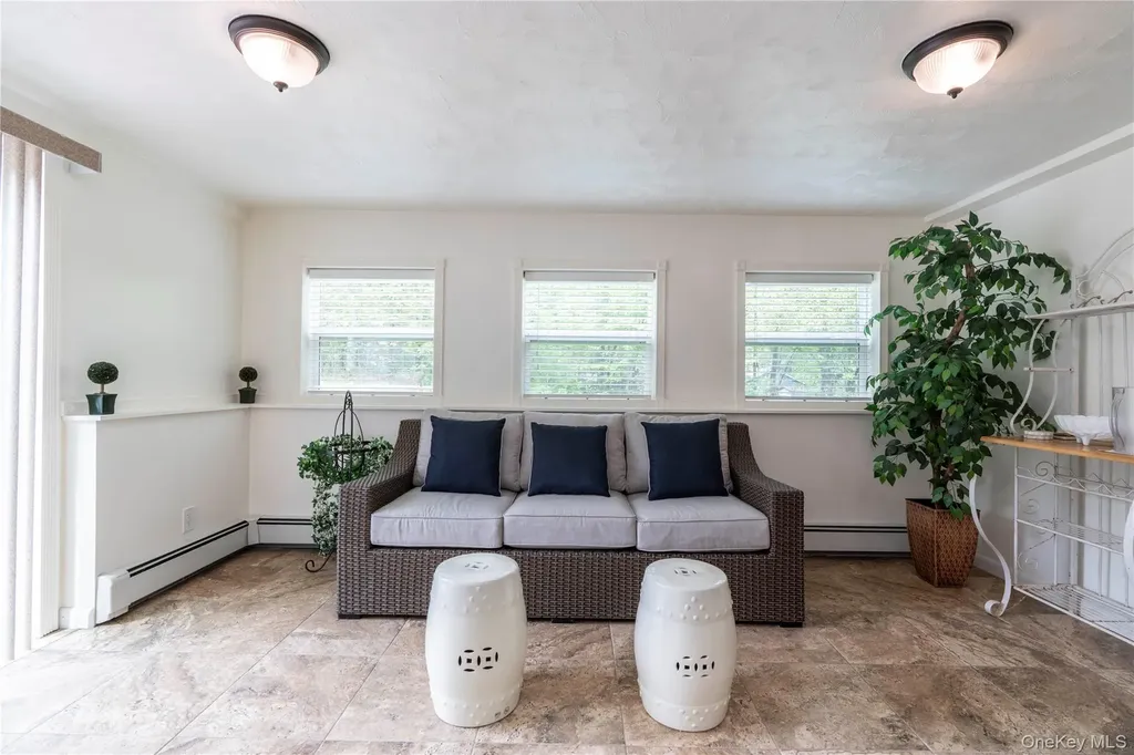 323 Freetown Highway Wallkill NY 12589
