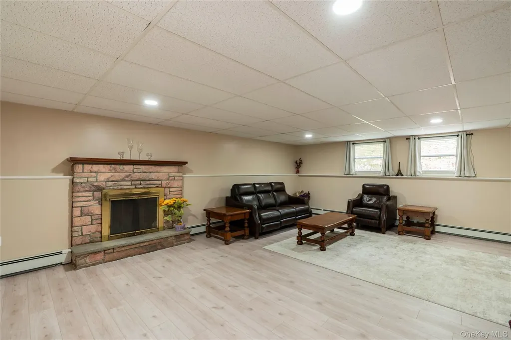 323 Freetown Highway Wallkill NY 12589