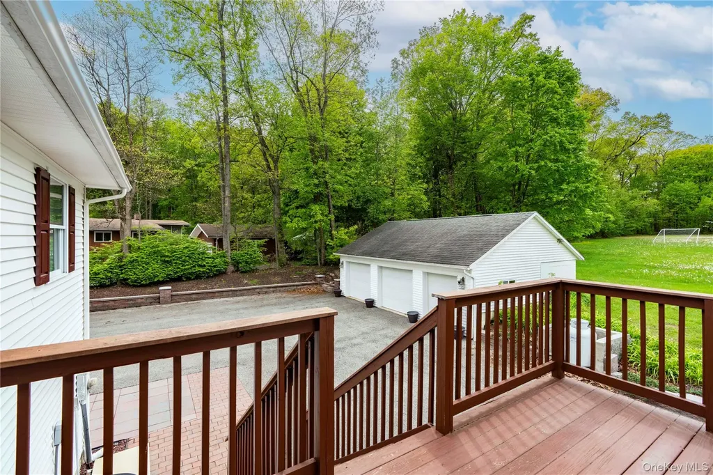 323 Freetown Highway Wallkill NY 12589